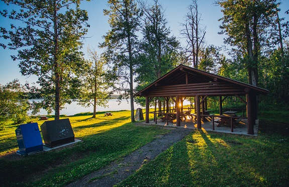 Bateton - CAMP In BC - Main photo